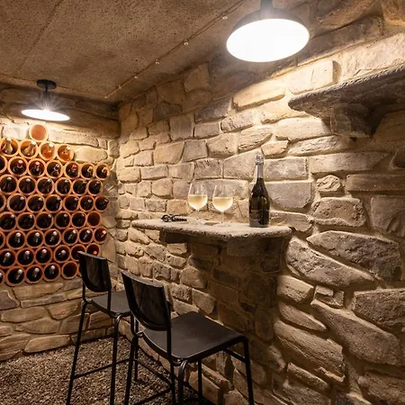 Villa Lilla - Luxury Pool And Wine With View