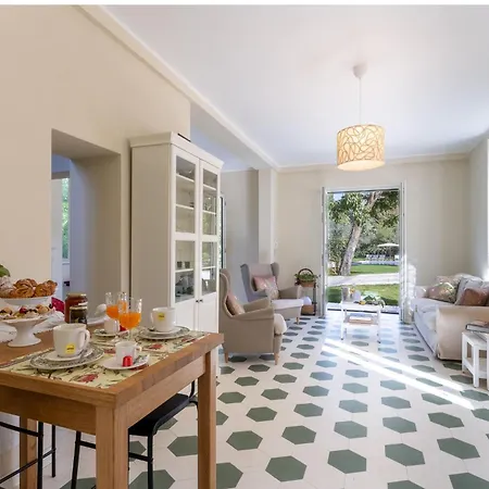 Lilla - Luxury Pool And Wine With View Villa Bellagio